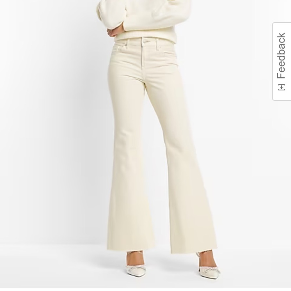 🍦 Mid Rise Cream Raw Hem '70s Flare Jeans 🍦